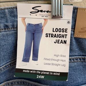 NWT Size 24W Seven7 Loose Straight Jean